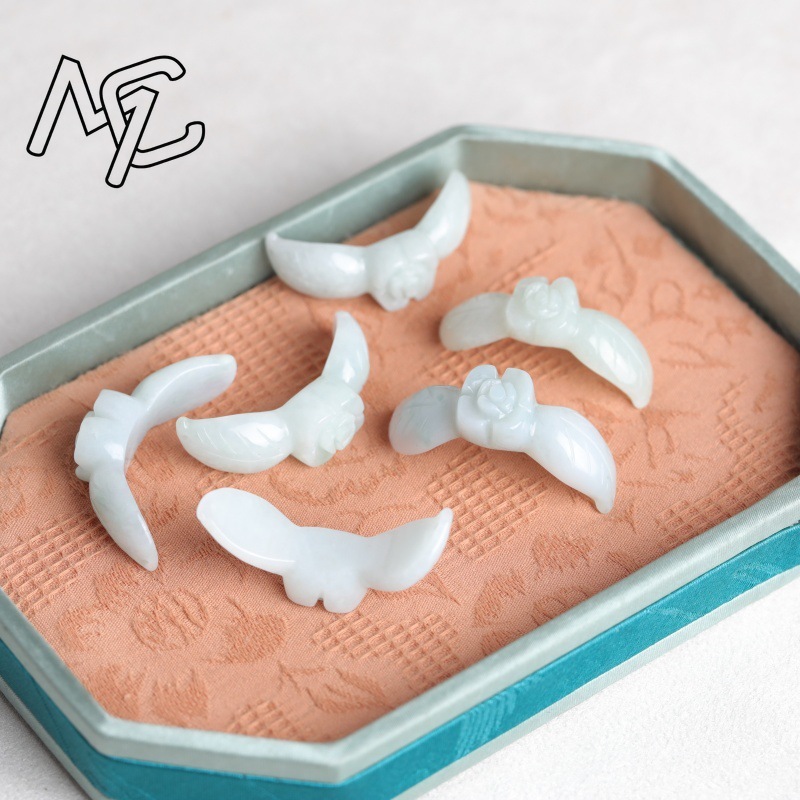2 Peças de Jade Natural Branco - Beading avaliação e preço